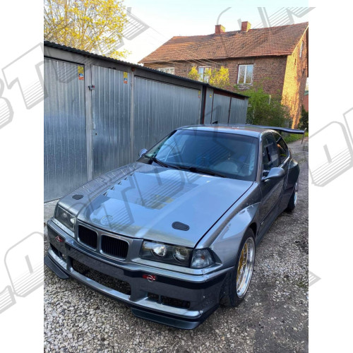 Капот с воздухозаборником BMW E36 SEDAN