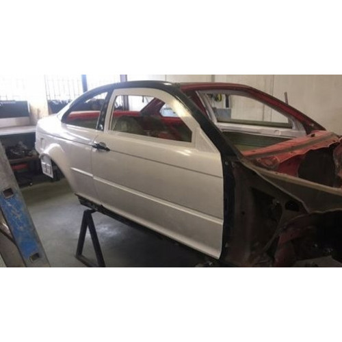 Задняя усилительная панель с крыльями BMW E46 COUPE
